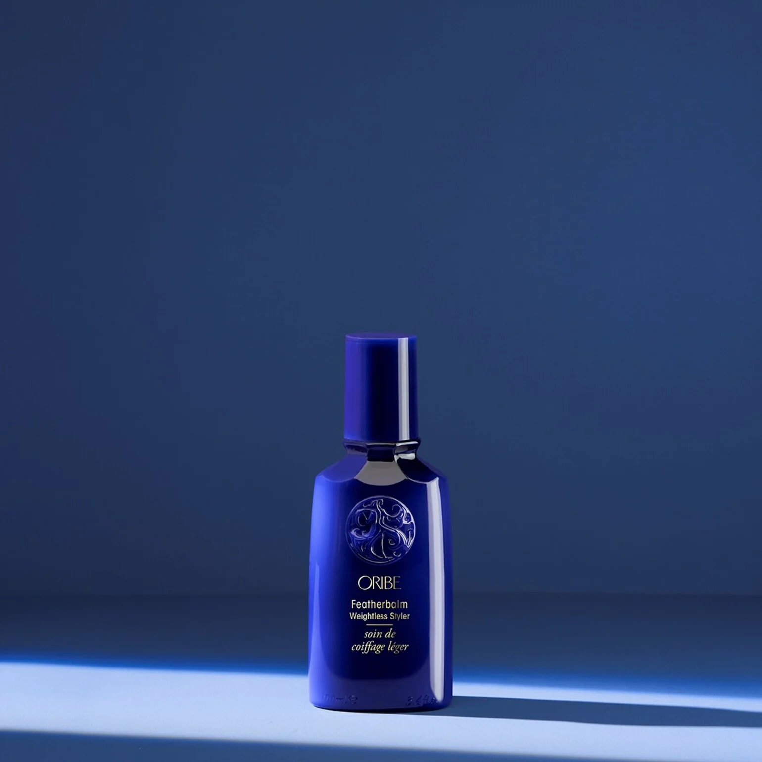Oribe-Featherbalm-Weightless-Styler
